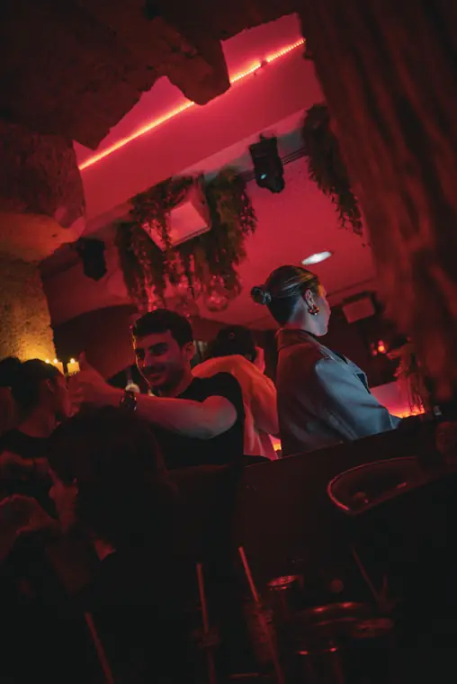 Soirée, lumière néon